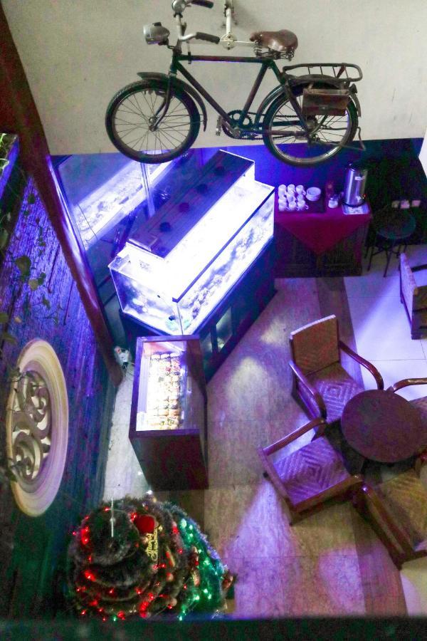 Helios Hotel Malang Extérieur photo