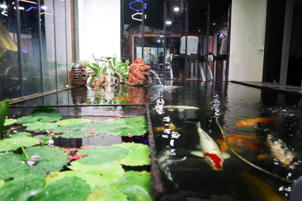 Helios Hotel Malang Extérieur photo