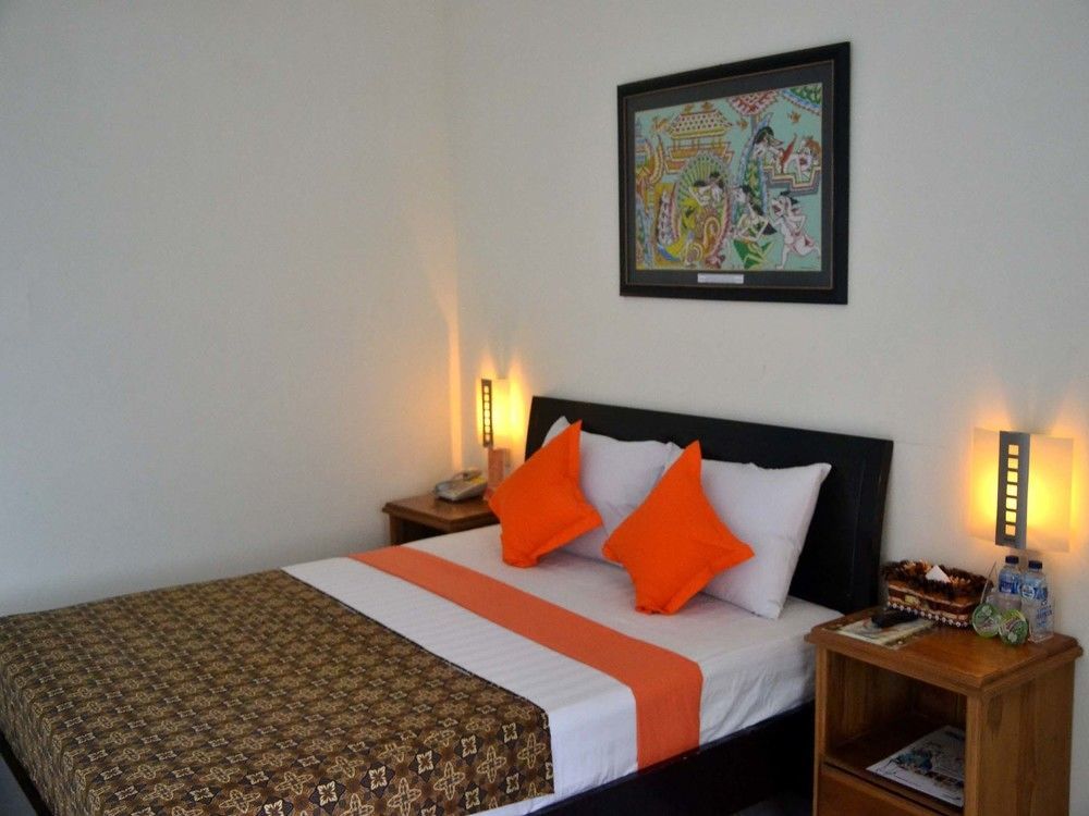 Helios Hotel Malang Extérieur photo
